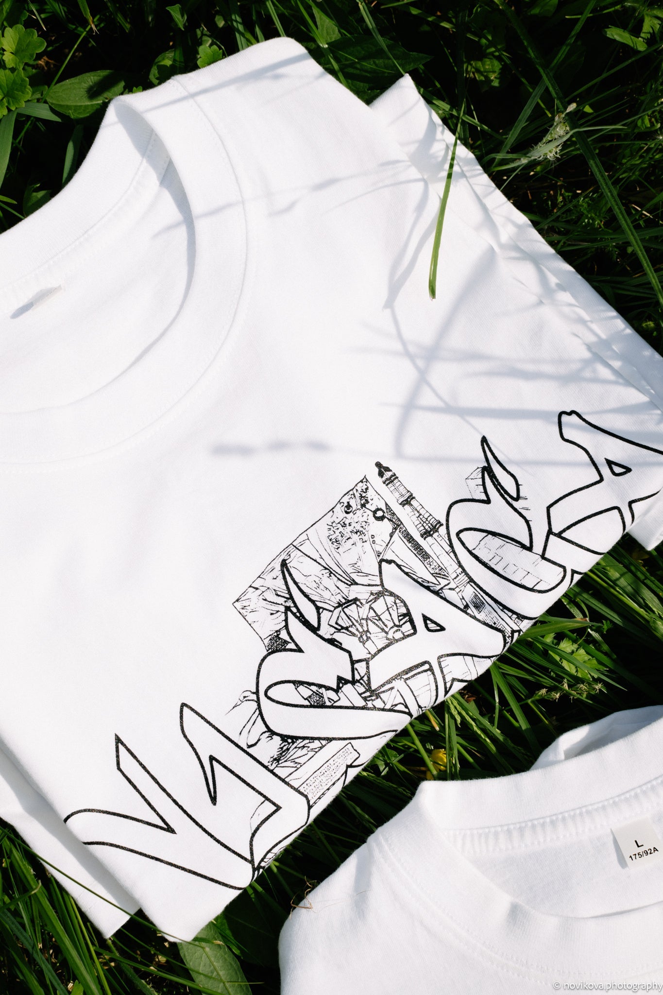Visaga White T-Shirt